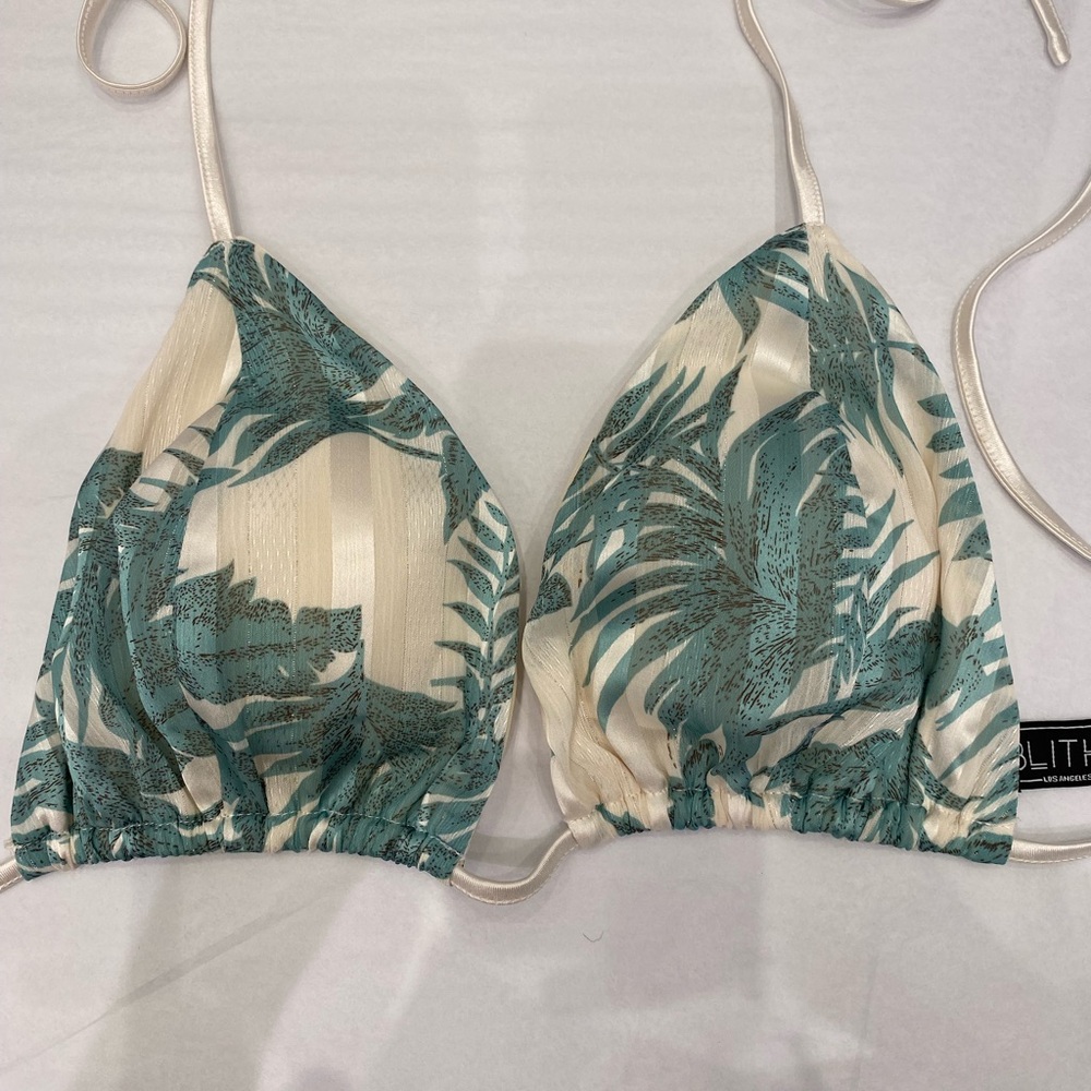 Women's Tropical Print Bikini Top